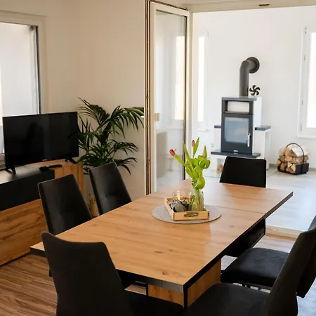 Ferienhaus-wehr * Friedrichshof